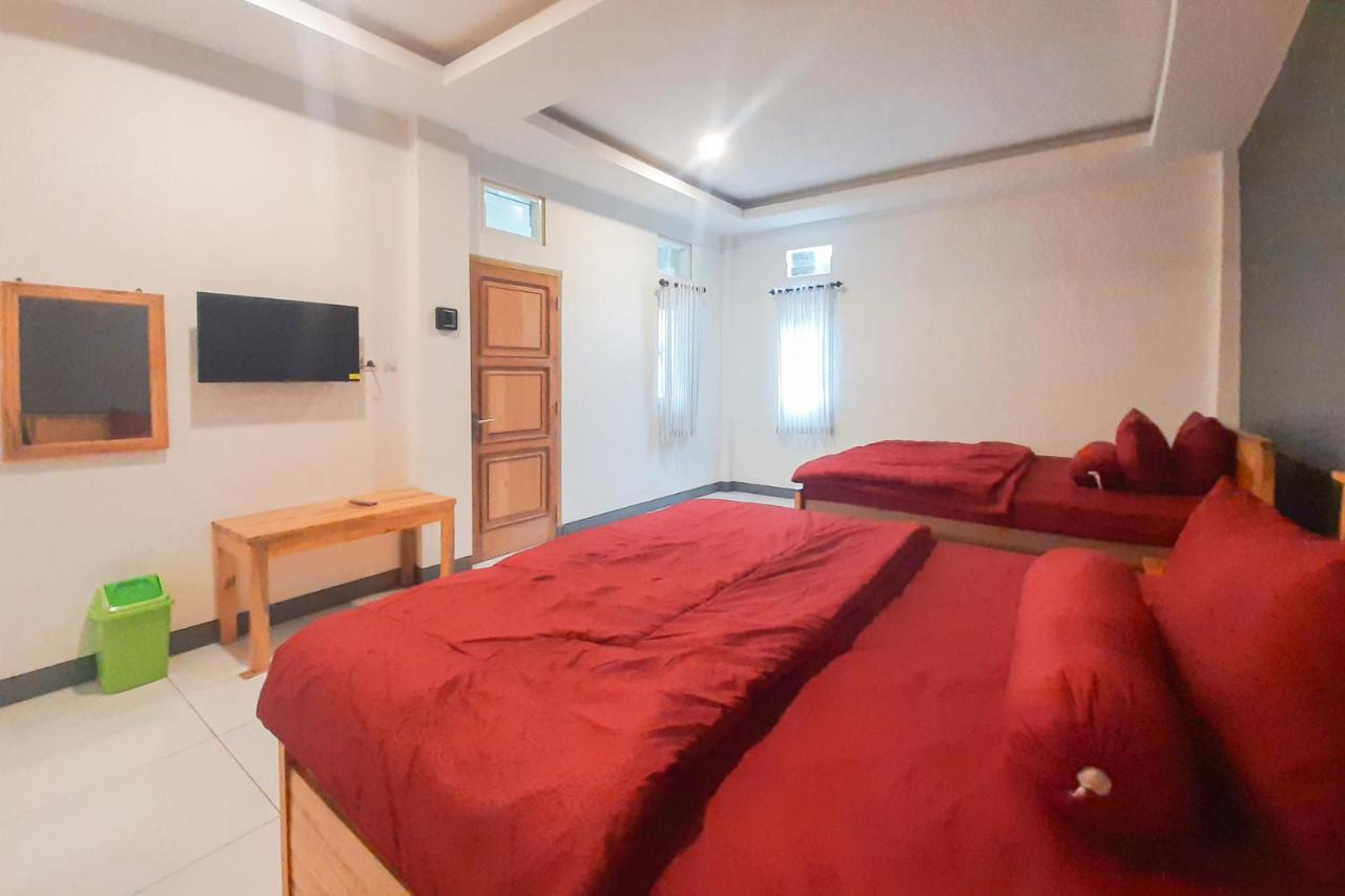 Delvia Bromo Homestay Mitra Reddoorz Пасуруан Экстерьер фото